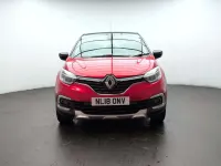 Used Renault Captur Signature 90 HP (66 kW) 2018 Red and black SUV