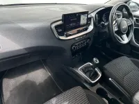 Usado Kia XCeed 2024 Cinzento SUV