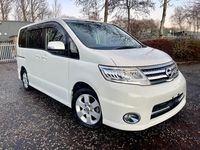 Used Nissan Serena 2010 Pearl white MPV