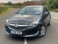 Used Vauxhall Insignia Design Edition 140 HP (102 kW) 2016 Black Hatchback