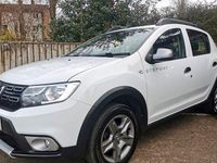 Used Dacia Sandero Ambiance 90 HP (66 kW) 2017 White Hatchback