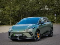 Usado MG MG4 EV 319 kW (435 HP) 2023 Verde Citadino