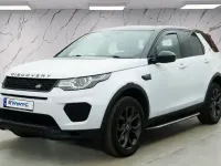 Used Land Rover Discovery 5 Landmark 2018 White SUV