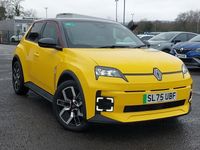 New Renault R5 Urban 88 kW (120 HP) 2025 Additional twotone metallic  pop yellow with bla Hatchback
