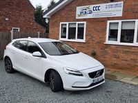 Used Volvo V40 Momentum 122 HP (89 kW) 2019 Hatchback