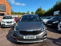 Usado Kia Carens 135 CV (99 kW) 2018 Plateado Monovolumen