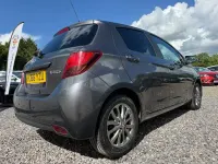 Used Toyota Yaris 99 HP (72 kW) 2016 Grey Hatchback