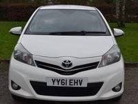 Used Toyota Yaris SR 2011 White Hatchback