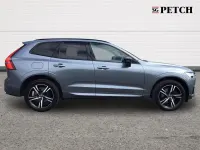Used Volvo XC60 R-Design 194 HP (142 kW) 2019 Grey SUV