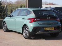 New Hyundai i20 Advanced 101 HP (74 kW) 2025 Green Hatchback