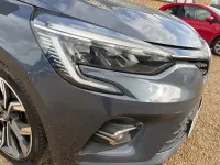 Używany Renault Clio V Version S 100 KM (73 kW) 2021 Szary Hatchback