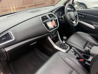 Used Suzuki SX4 S-Cross SZ5 140 HP (102 kW) 2017 Mineral grey metallic SUV