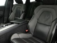 used Volvo XC60 2.0 B6 MHEV R-Design Pro Auto AWD Euro 6 (s/s) 5dr