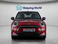 Usado Mini Cooper Classic 136 HP (100 kW) 2022 Vermelho Citadino