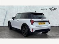Used Mini Cooper Exclusive 113 kW (154 HP) 2026 White Hatchback