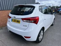 Used Hyundai ix20 Active 125 HP (91 kW) 2015 White Hatchback