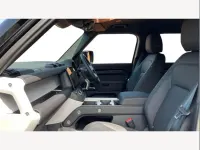 Used Land Rover Defender SE Dynamic 250 HP (183 kW) 2025 Santorini black SUV
