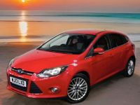 Usado Ford Focus Zetec 2012 Vermelho Citadino