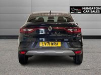 Begagnad Renault Arkana Version S 145 HK (106 kW) 2022 Svart SUV