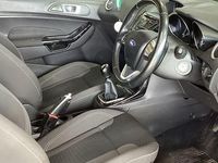 Used Ford Fiesta Zetec 100 HP (73 kW) 2016 Black Hatchback