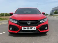 Used Honda Civic SR 2018 Red Hatchback