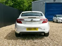 Used Vauxhall Insignia SRi 163 HP (119 kW) 2015 White Hatchback