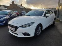 Used Mazda 3 120 HP (88 kW) 2016 White Hatchback