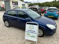 Used Vauxhall Astra 140 HP (102 kW) 2009 Blue Hatchback
