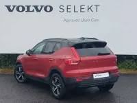 Used Volvo XC40 R-Design 163 HP (119 kW) 2021 Red SUV