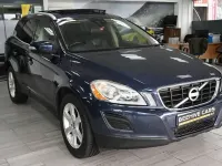 Usado Volvo XC60 SE Lux 2012 Azul SUV
