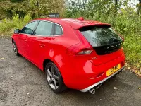 Used Volvo V40 R-Design 115 HP (84 kW) 2015 Red Hatchback