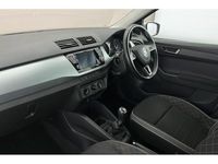 Used Skoda Fabia 70 HP (51 kW) 2018 Brilliant silver metallic Hatchback