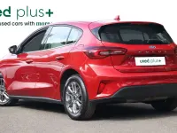 Used Ford Focus Titanium 155 HP (114 kW) 2023 Red Hatchback