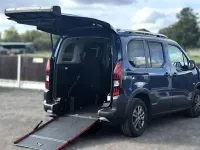 Used Peugeot Rifter Allure 102 HP (75 kW) 2022 Blue MPV