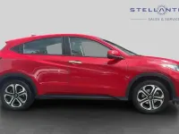 Used Honda HR-V SE 128 HP (94 kW) 2017 Red SUV