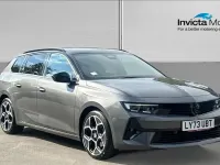 Used Vauxhall Astra Ultimate 130 HP (95 kW) 2024 Grey Estate