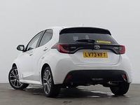 Used Toyota Yaris Hybrid 116 HP (85 kW) 2023 White Hatchback