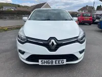 Używany Renault Clio IV Play 75 KM (55 kW) 2018 Biały Hatchback
