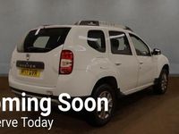Used Dacia Duster Lauréate 110 HP (80 kW) 2017 White SUV