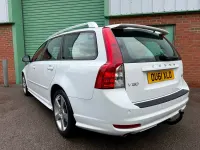 Used Volvo V50 R-Design 147 HP (108 kW) 2011 White Estate