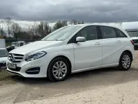 Begagnad Mercedes B180 Executive 122 HK (89 kW) 2015 Vit Minibuss