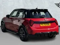 Used Mini Cooper Hatch 113 kW (154 HP) 2026 Red Hatchback