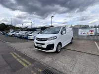 Used Vauxhall Vivaro Sportive 120 HP (88 kW) 2020 White MPV