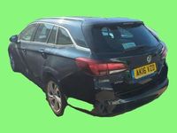 Used Vauxhall Astra SRi 136 HP (100 kW) 2016 Green Estate