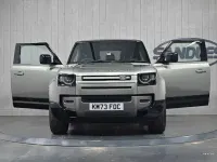 Used Land Rover Defender HSE Dynamic 250 HP (183 kW) 2023 Green SUV