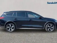 Used Ford Focus Active 155 HP (114 kW) 2023 Black Estate