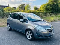 Used Vauxhall Meriva 2013 Brown MPV