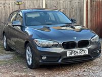 Begagnad BMW 116 Efficient Dynamics 2016 Grå Halvkombi