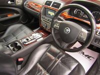 Używany Jaguar XK 387 KM (284 kW) 2011 Czarny Coupe
