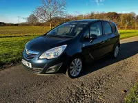 Used Vauxhall Meriva 98 HP (72 kW) 2012 Blue MPV